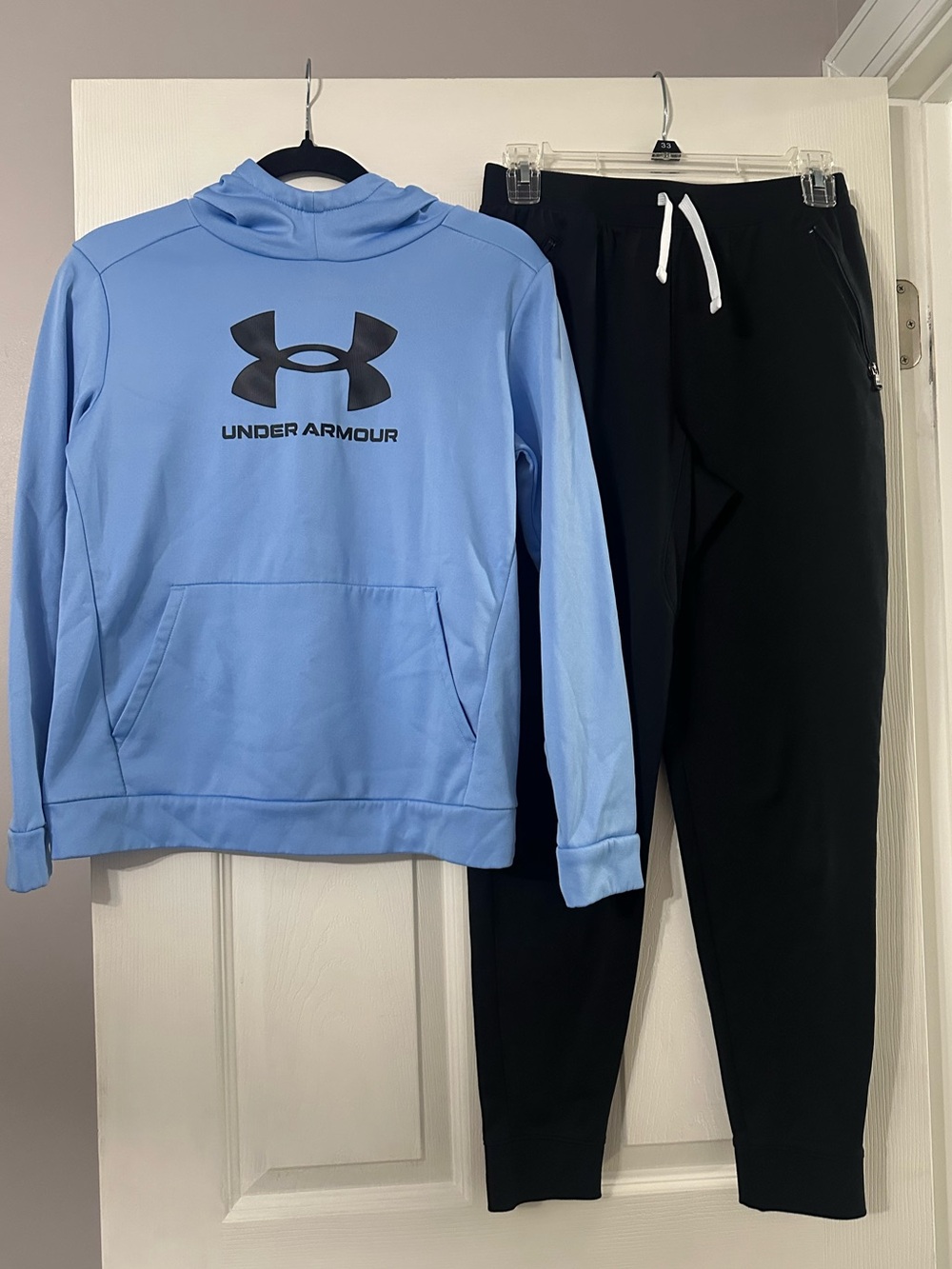 Under Armour Boys Hoodie and Sweatpant Set - Size YLG (14/16)